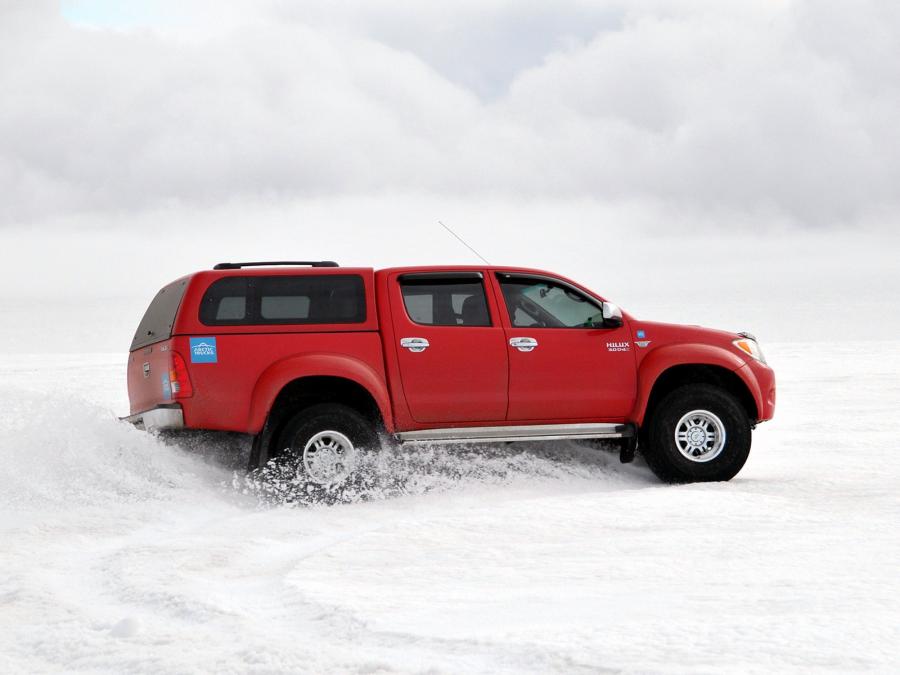  Arctic Trucks Toyota Hilux Double Cab AT35 2005 года  (фото 4 из 5)